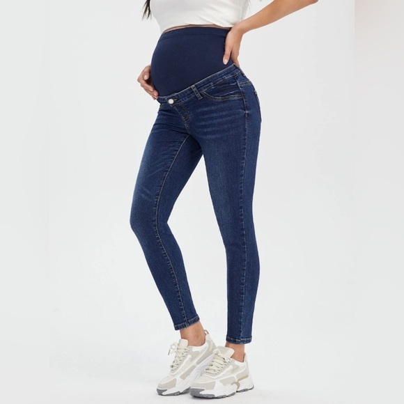 Maternity Wideband Skinny Jeans - Picture 3 of 6